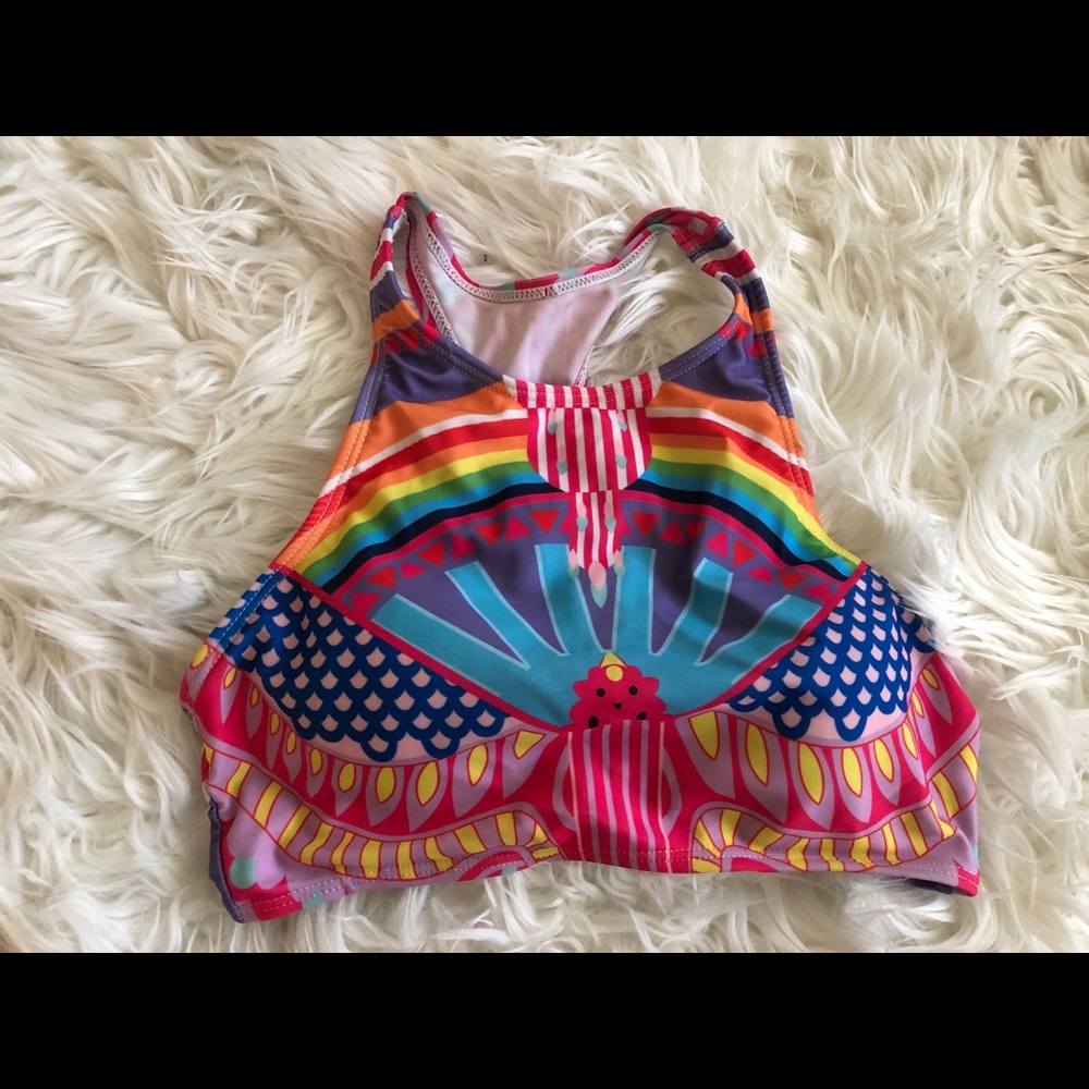 Small bikini. - Picture 3 of 4